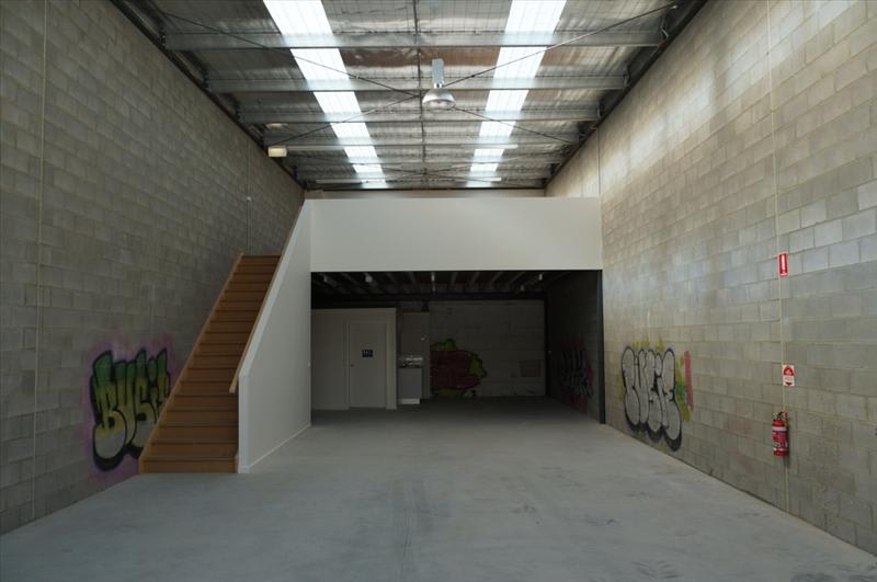 Unit 13/102 Henkel Street Brunswick VIC 3056 - Image 2