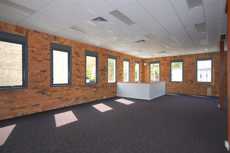 Click to view all images South Brisbane QLD 4101 - Image 2