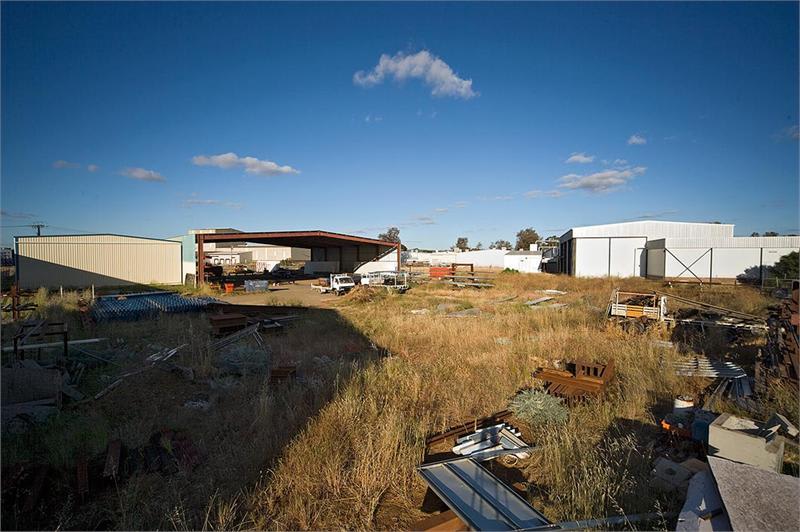 Click to view all images 5 Hartfoot Crescent Edinburgh North SA 5113 - Image 3