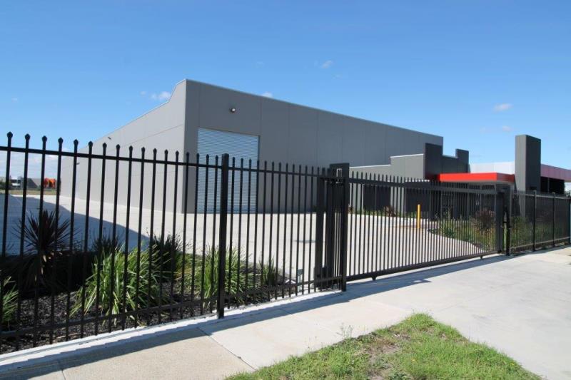 Click to view all images 15 Silkwood Rise Carrum Downs VIC 3201 - Image 1