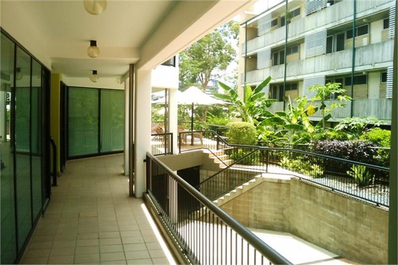 Click to view all images 2/90 Vulture Street West End QLD 4101 - Image 2