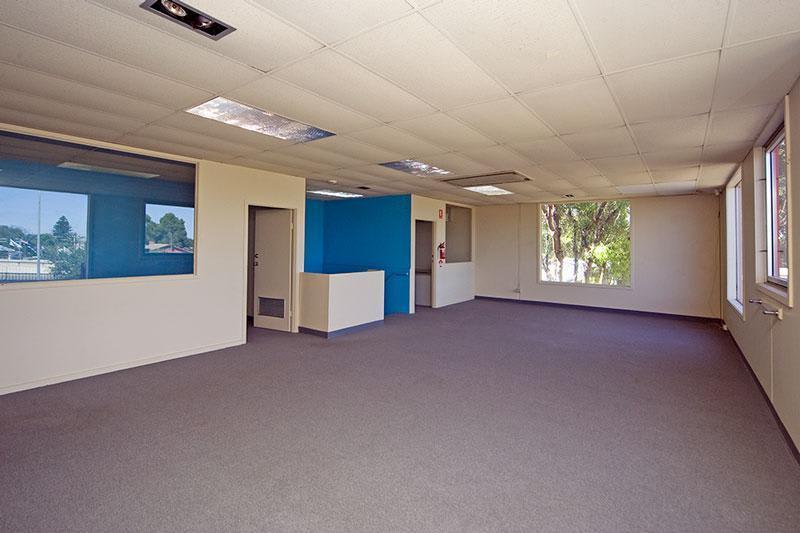 Click to view all images Unit 1/813 South Road Clarence Gardens SA 5039 - Image 3