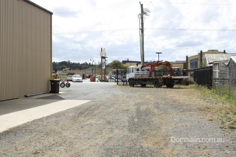 Click to view all images Longford TAS 7301 - Image 3