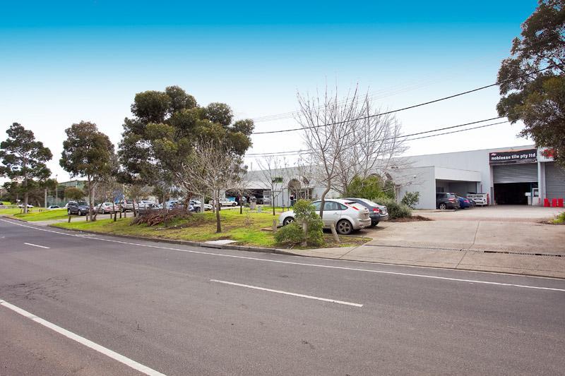 Click to view all images 18-20 Cranwell Street Braybrook VIC 3019 - Image 2