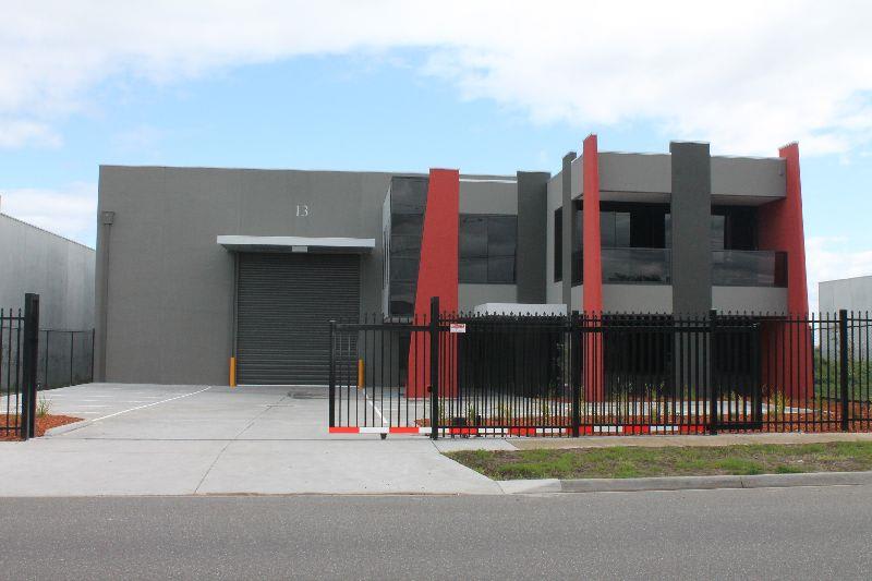 Click to view all images ./13 Colemans Road Carrum Downs VIC 3201 - Image 1
