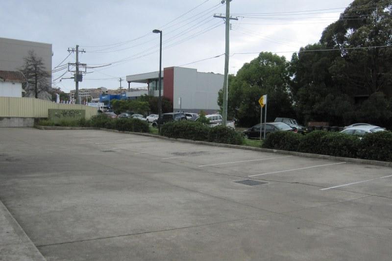 Click to view all images 2/23-27 Second Avenue Blacktown NSW 2148 - Image 3