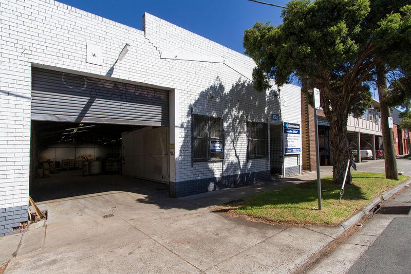 Click to view all images 152 Murphy Street Richmond VIC 3121 - Image 2