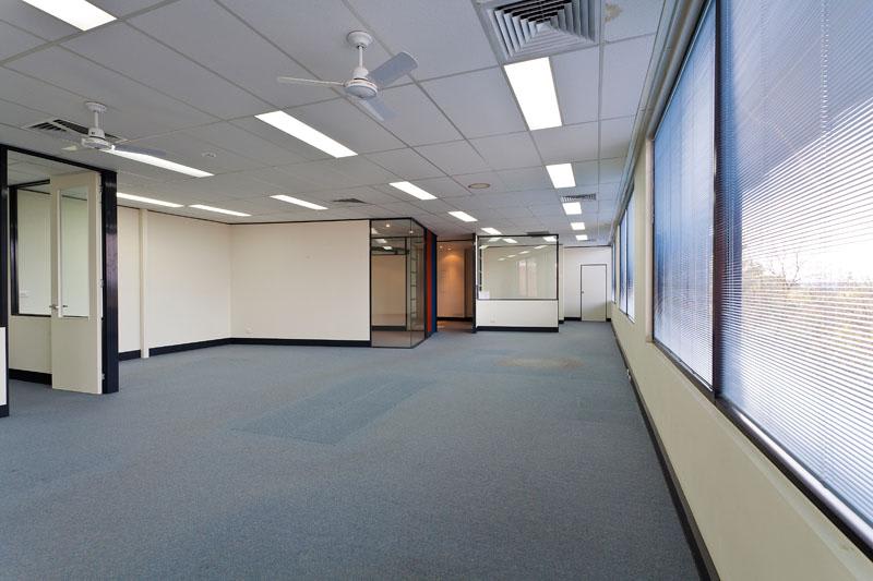 Click to view all images Level 1 S/346 Belmore Road Balwyn VIC 3103 - Image 2