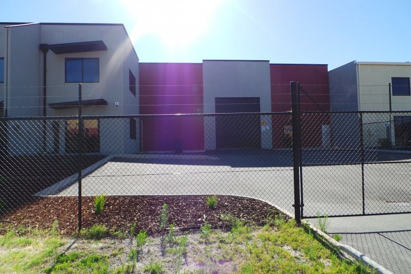 Click to view all images 39 Millrose Drive Malaga WA 6090 - Image 1