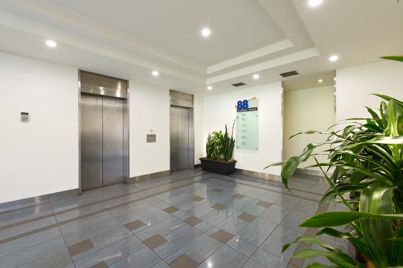 Click to view all images 88 Albert Road South Melbourne VIC 3205 - Image 2