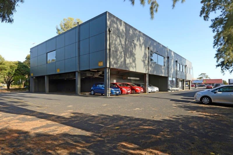 Click to view all images 1/353 Whitehorse Road Nunawading VIC 3131 - Image 2