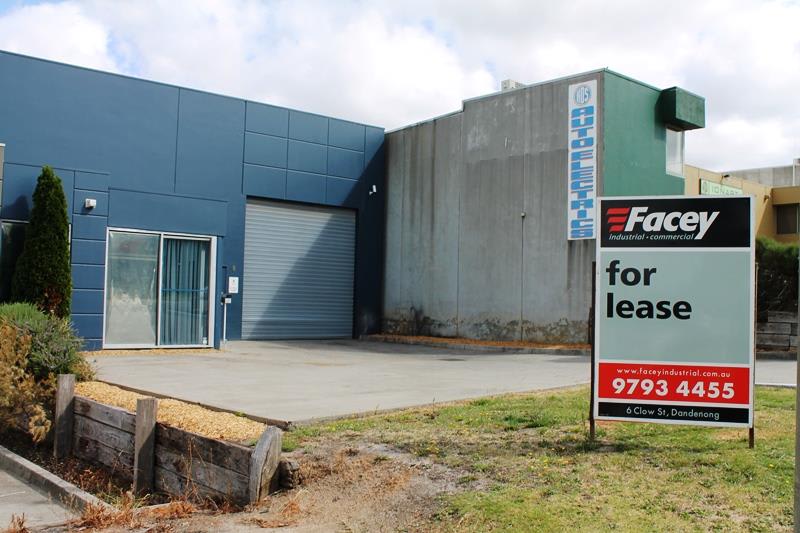 Click to view all images 8 Carl Court Hallam VIC 3803 - Image 1