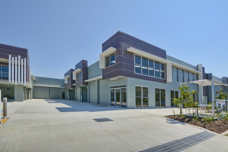 Click to view all images 4/9 Exeter Way Caloundra West QLD 4551 - Image 3