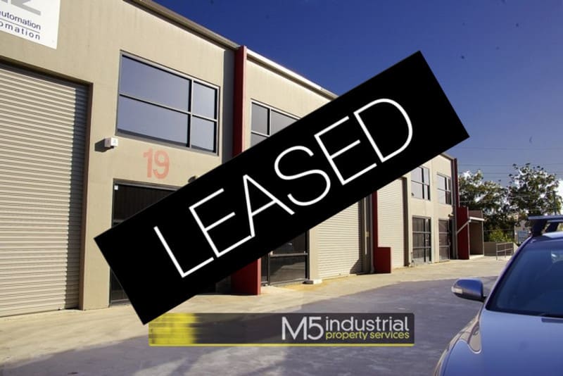 Click to view all images 17/3 Kelso Moorebank NSW 2170 - Image 1