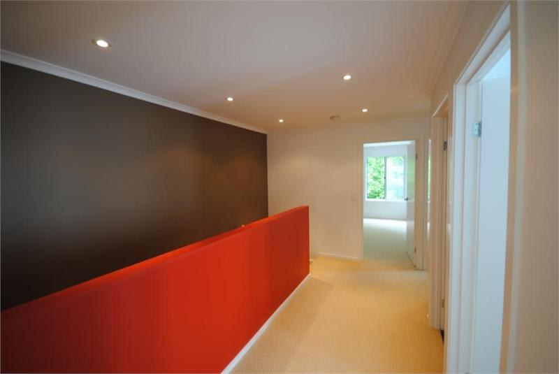 Click to view all images 16 Johnston Street Stirling SA 5152 - Image 3