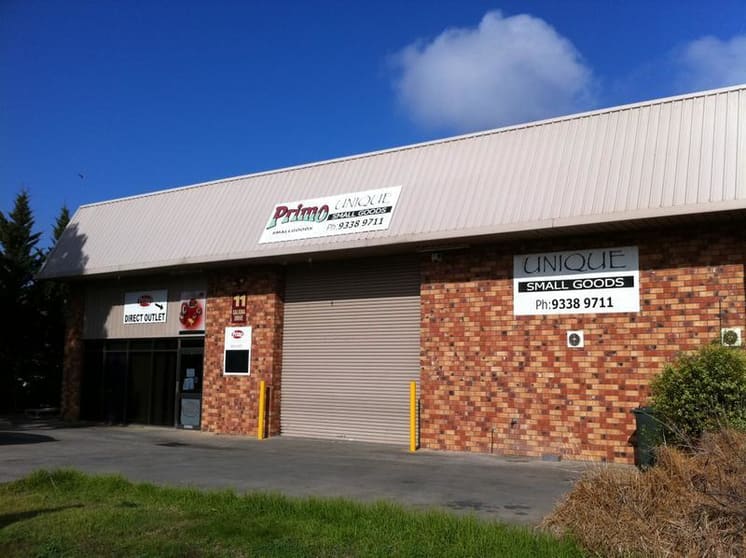 Click to view all images C/11 Salinga Drive Tullamarine VIC 3043 - Image 2
