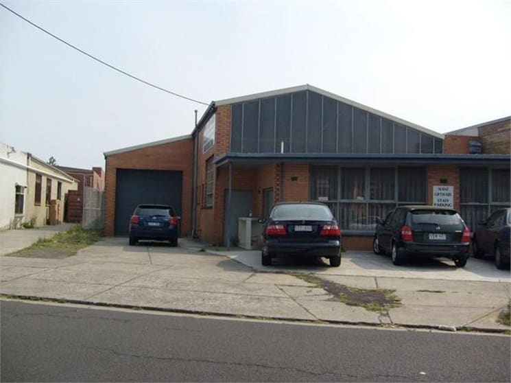 Click to view all images 15 Nelson Street Moorabbin VIC 3189 - Image 1
