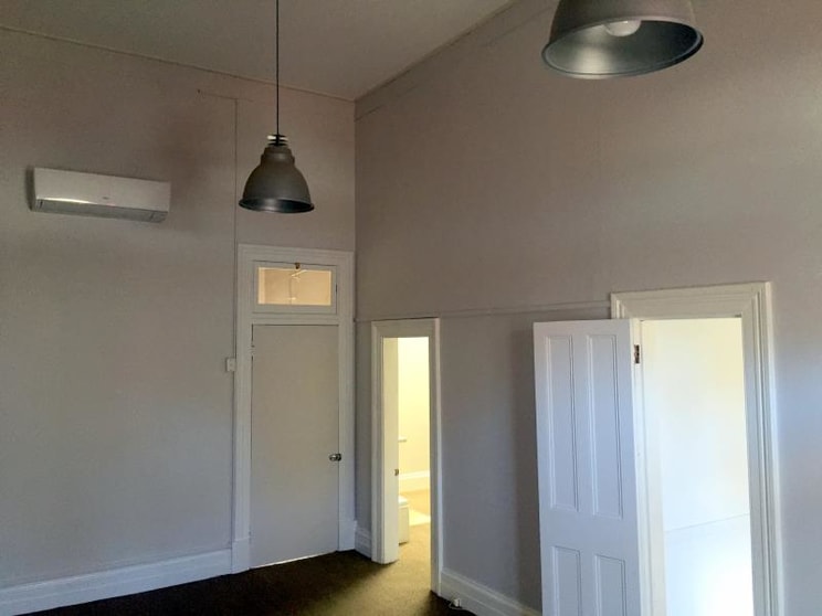 Click to view all images 248 Quay Street Rockhampton City QLD 4700 - Image 3