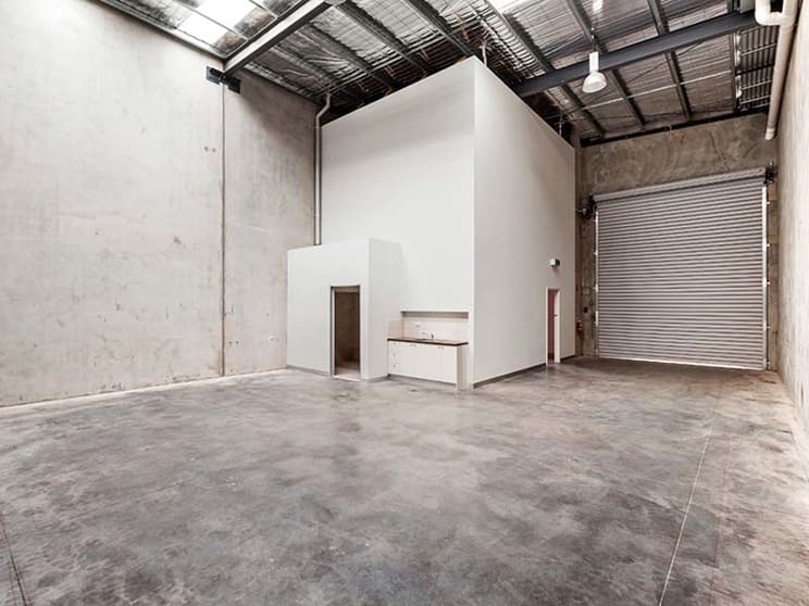 Click to view all images 4/18 Barretta Road Ravenhall VIC 3023 - Image 3
