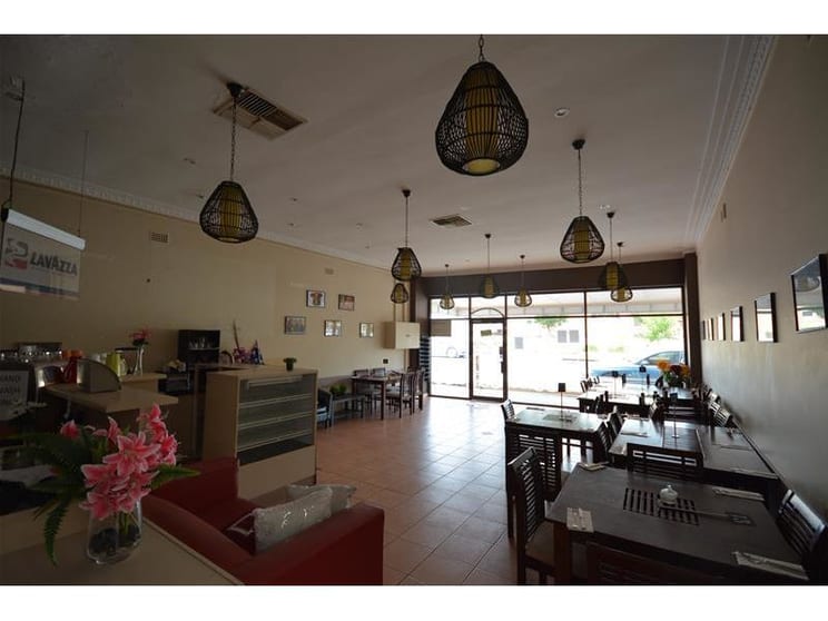 Click to view all images 146 Main Road Mclaren Vale SA 5171 - Image 3