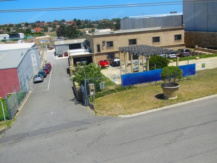 Click to view all images 7 Winchester Road Bibra Lake WA 6163 - Image 1