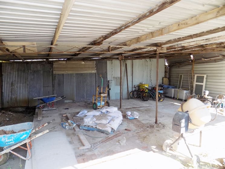 Click to view all images Cecil Park NSW 2178 - Image 2