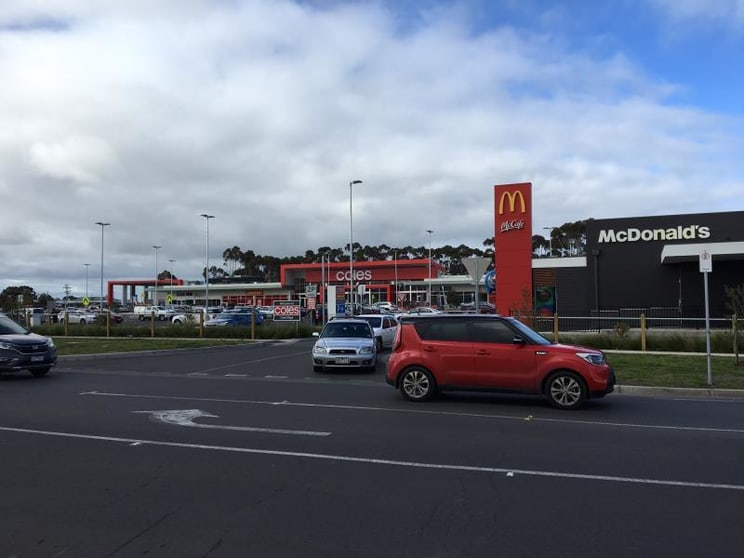 Click to view all images 120 Station Lake Road Lara VIC 3212 - Image 1