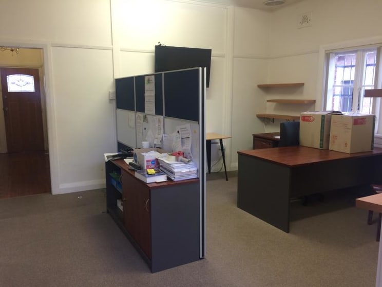 Click to view all images 101 Moulder Street Orange NSW 2800 - Image 2