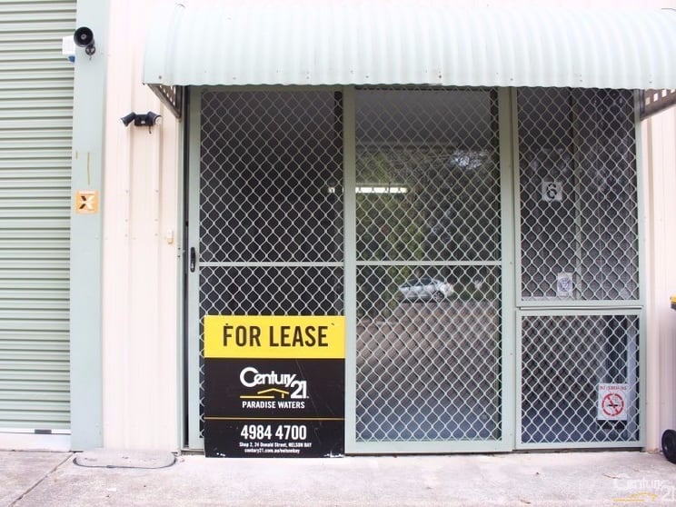 Click to view all images 6/88 Port Stephens Drive Taylors Beach NSW 2316 - Image 3