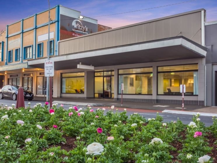 Click to view all images 143 - 145 Margaret Street Toowoomba City QLD 4350 - Image 3