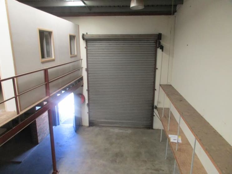 Click to view all images Unit 3/20-22 Barry Road Chipping Norton NSW 2170 - Image 3