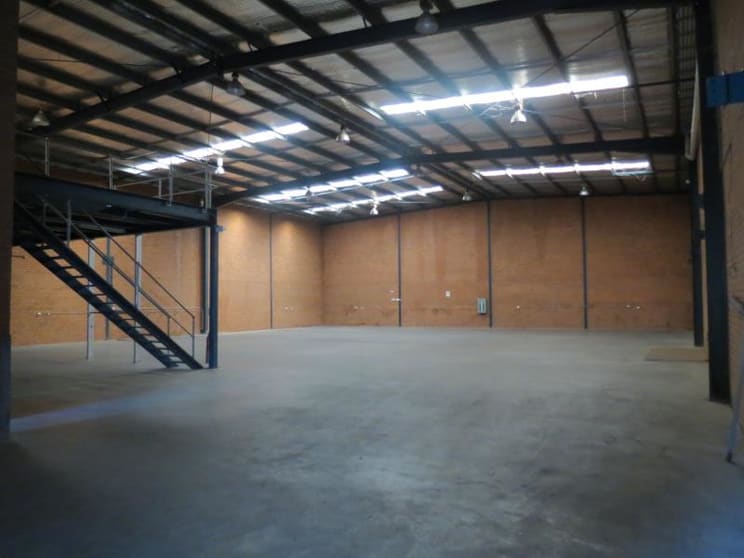 Click to view all images 90 - 92 Benaroon Road Belmore NSW 2192 - Image 2