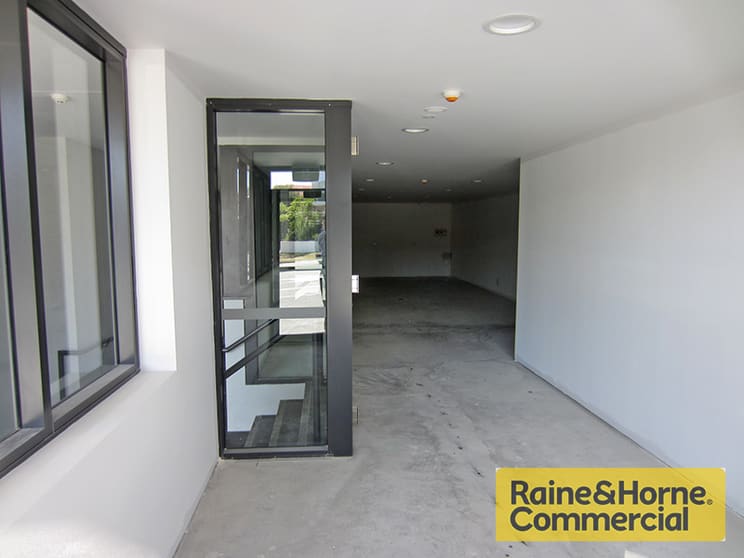 Click to view all images Alderley QLD 4051 - Image 3