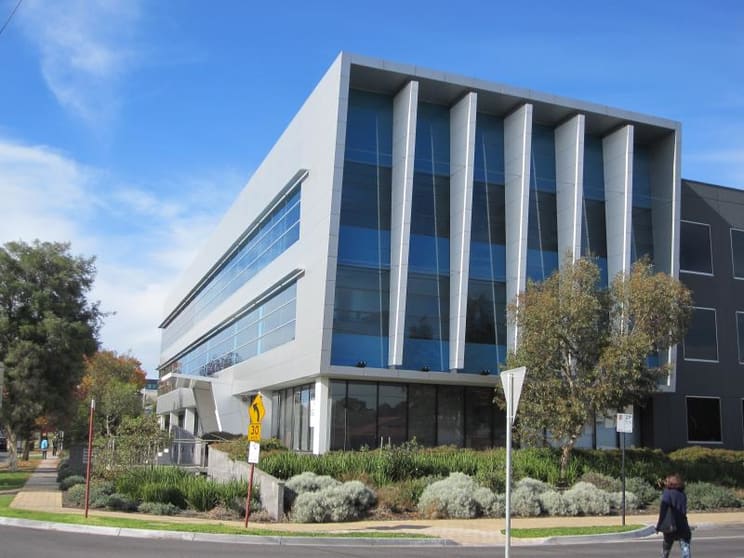 Click to view all images Glen Waverley VIC 3150 - Image 2