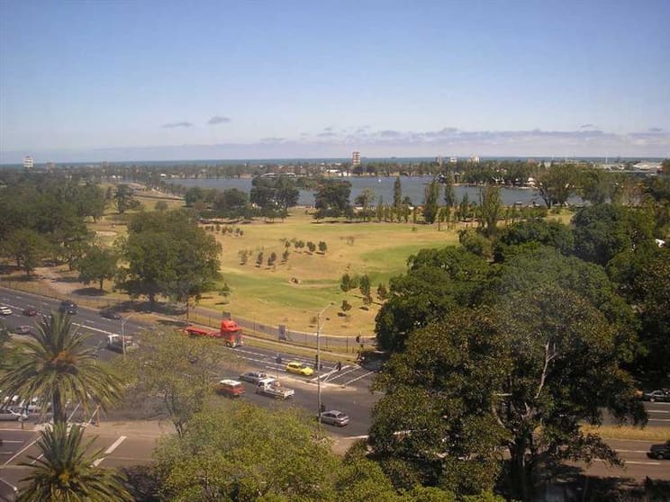 230/1 Queens Road Melbourne VIC 3000 - Image 2