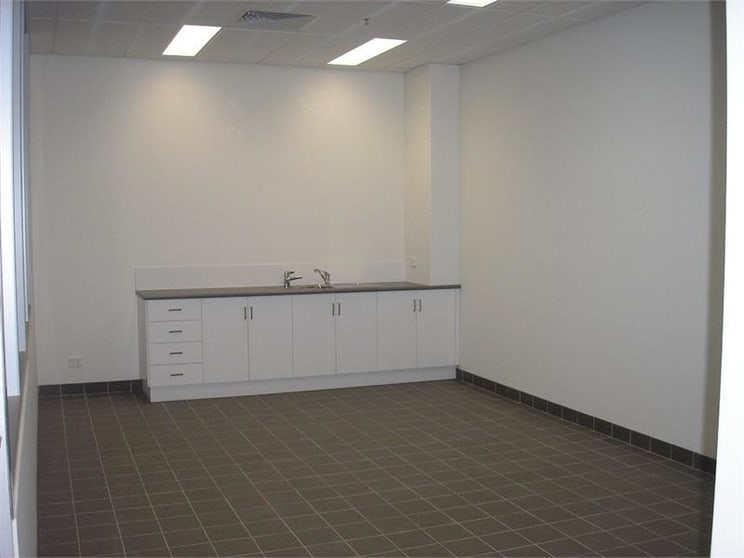 Click to view all images Warehouse 2/34 Buys Court Derrimut VIC 3030 - Image 3