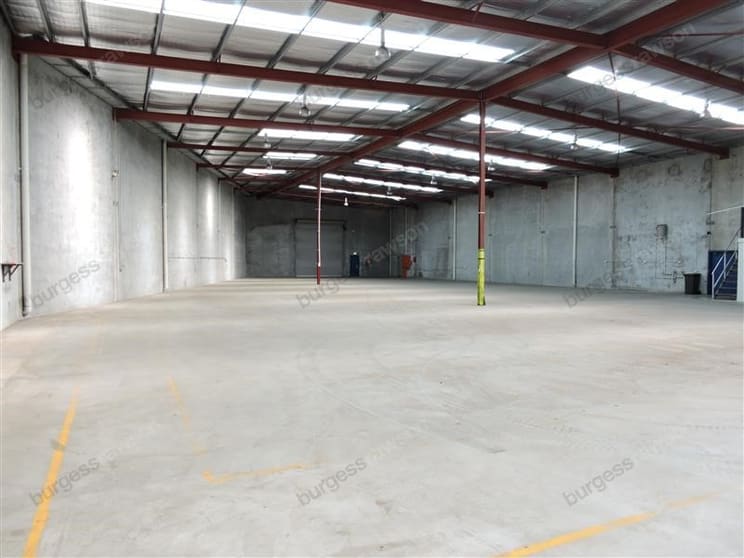 Click to view all images 50 Bonner Drive Malaga WA 6090 - Image 2