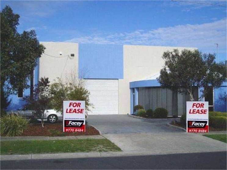 Click to view all images 40 Cumberland Drive Seaford VIC 3198 - Image 1