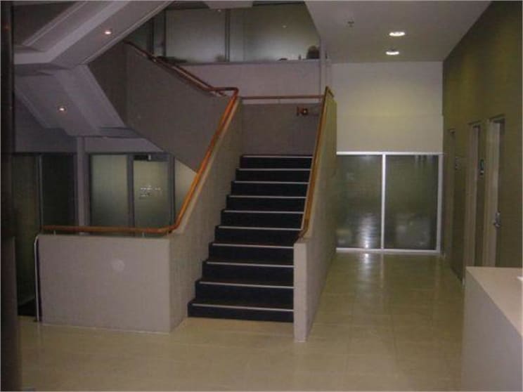 Click to view all images 11 Rangers Road Neutral Bay NSW 2089 - Image 2