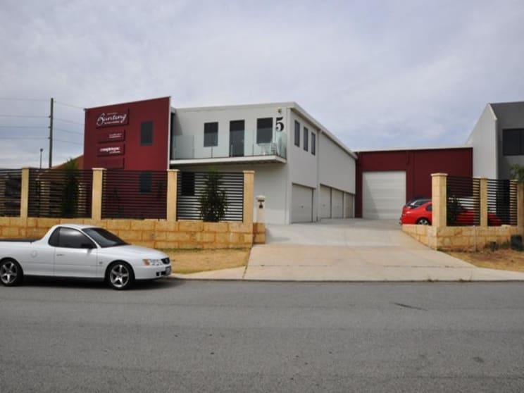 Click to view all images 5 Bombardier Road Wangara WA 6065 - Image 1