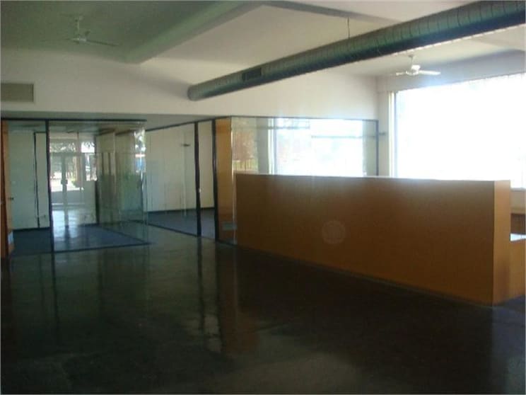 Click to view all images 239 Seperation Street Northcote VIC 3070 - Image 2