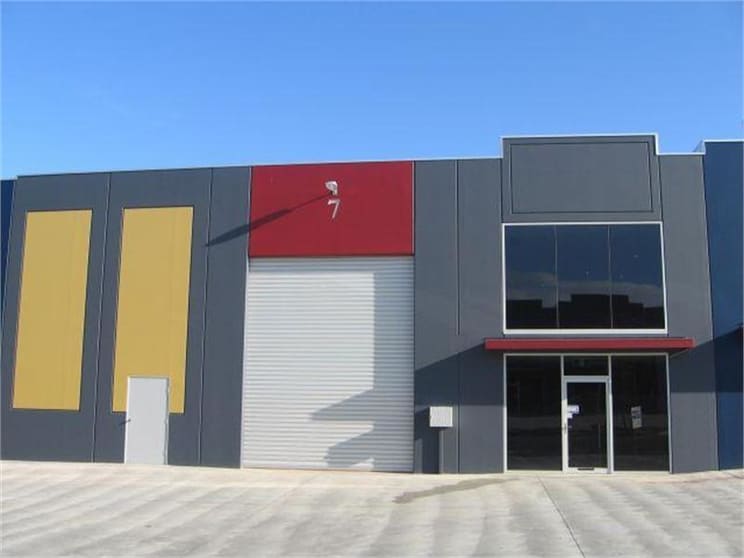 Click to view all images 7 Astro Court Hallam VIC 3803 - Image 1