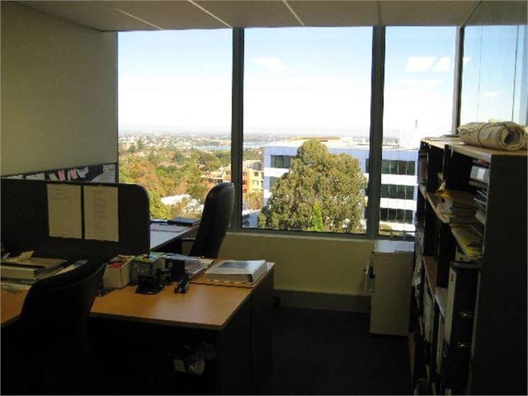 Click to view all images 402/460 Pacific Highway St Leonards NSW 2065 - Image 1
