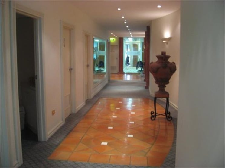 4/182 Victoria Parade East Melbourne VIC 3002 - Image 1