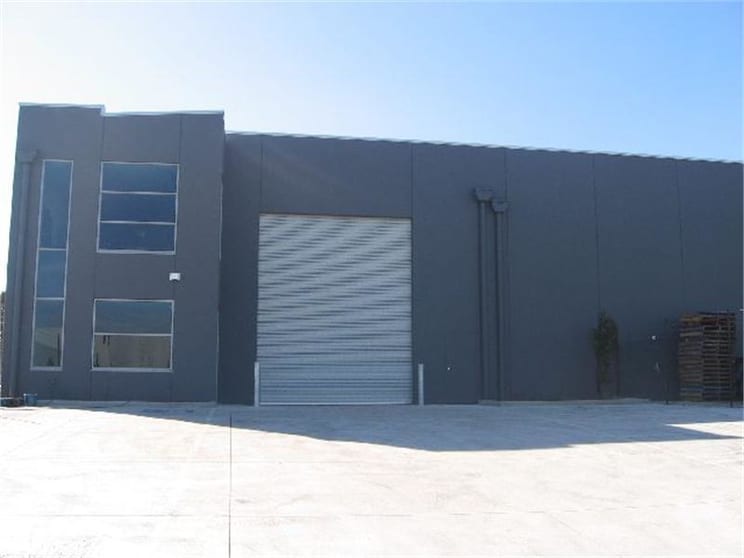 Click to view all images 1/110 Wedgewood Road Hallam VIC 3803 - Image 1
