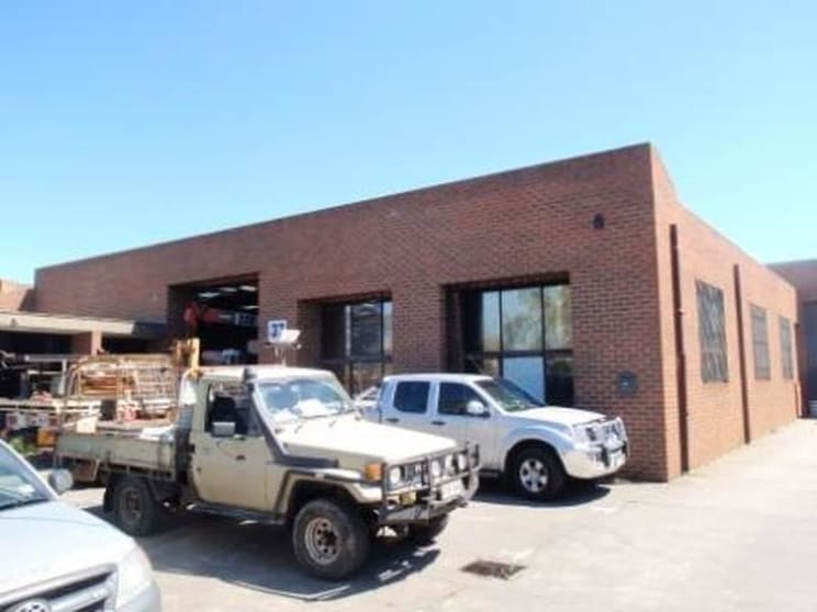 Click to view all images 37A Northgate Drive Thomastown VIC 3074 - Image 2