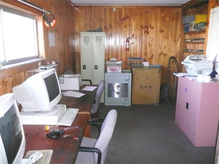 Click to view all images 8 Research Road Pooraka SA 5095 - Image 2