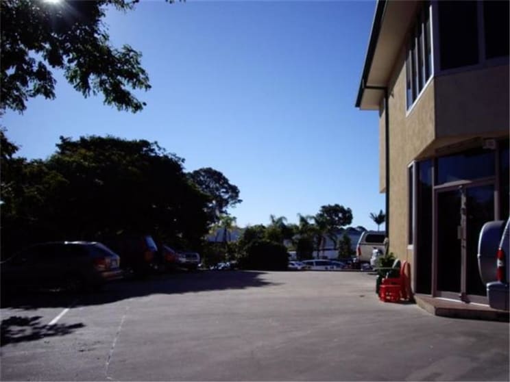 Click to view all images 1/40 Proprietary Street Tingalpa QLD 4173 - Image 3