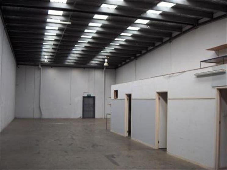 Click to view all images 2/67 Industrial Drive Braeside VIC 3195 - Image 2