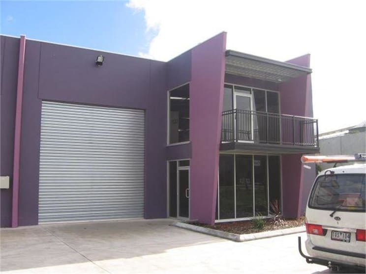 Click to view all images 1/13 Hogan Court Pakenham VIC 3810 - Image 1